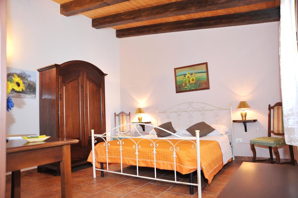 אבולה Locanda Rurale Santa Marta מראה חיצוני תמונה